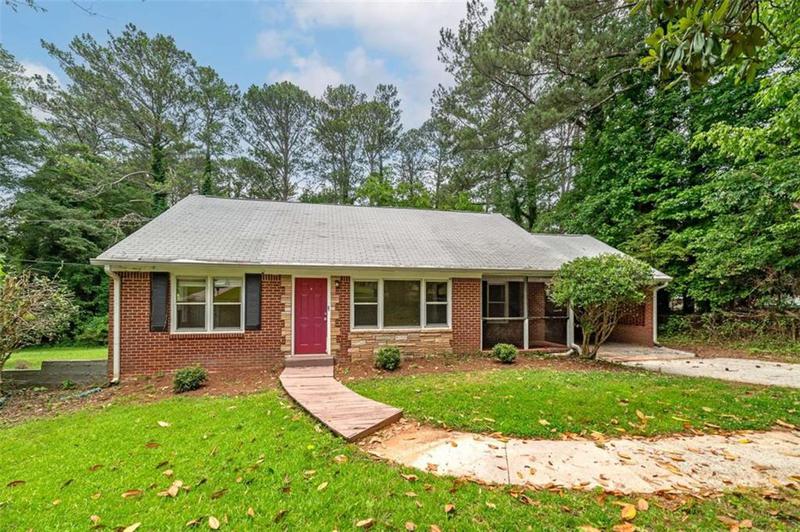 Image for property 3080 Lynhurst Circle, Atlanta, GA 30311