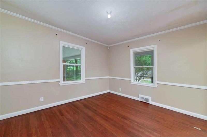 Image for property 3080 Lynhurst Circle, Atlanta, GA 30311