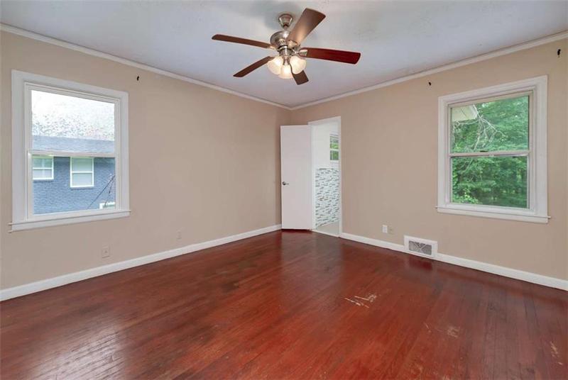 Image for property 3080 Lynhurst Circle, Atlanta, GA 30311