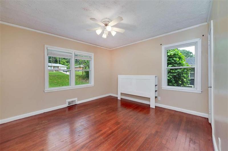 Image for property 3080 Lynhurst Circle, Atlanta, GA 30311