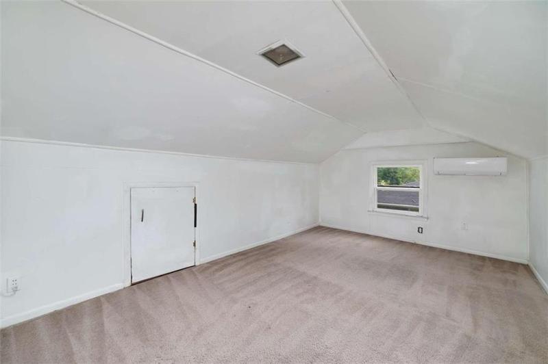 Image for property 3080 Lynhurst Circle, Atlanta, GA 30311