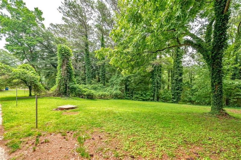 Image for property 3080 Lynhurst Circle, Atlanta, GA 30311