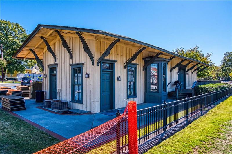 Image for property 1980 Deco Drive, Kennesaw, GA 30144