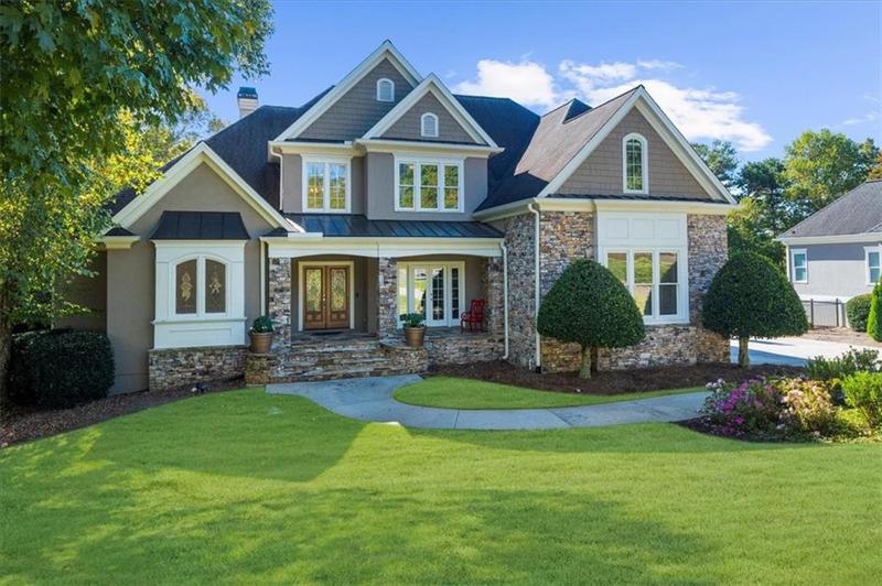 Image for property 7025 Blackthorn Lane, Suwanee, GA 30024