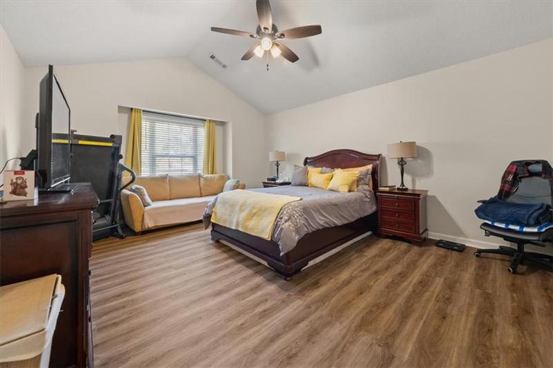 Image for property 204 Somerton Place, Cumming, GA 30040