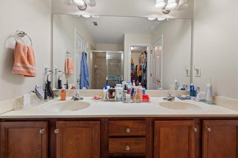 Image for property 204 Somerton Place, Cumming, GA 30040