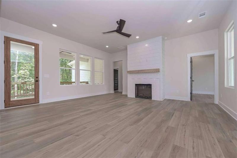 Image for property 191 Willow Leaf Drive, Buchanan, GA 30113