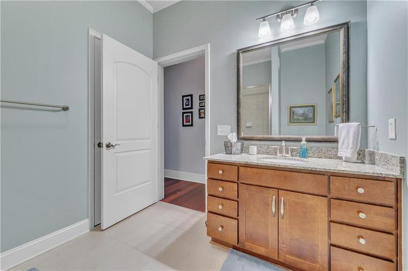Image for property 3621 Vinings Slope 3202, Atlanta, GA 30339