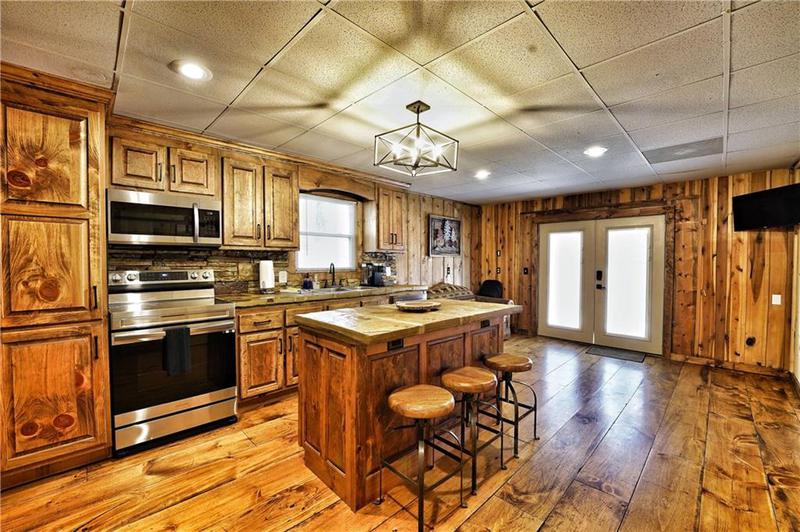 Image for property 172 Sweetwater Road, Blue Ridge, GA 30513