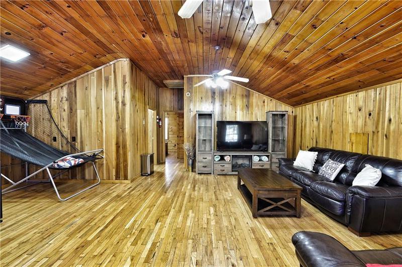 Image for property 172 Sweetwater Road, Blue Ridge, GA 30513