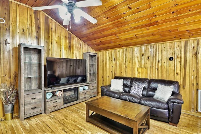 Image for property 172 Sweetwater Road, Blue Ridge, GA 30513