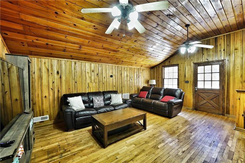 Image for property 172 Sweetwater Road, Blue Ridge, GA 30513