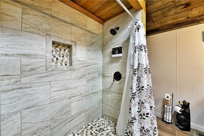 Image for property 172 Sweetwater Road, Blue Ridge, GA 30513