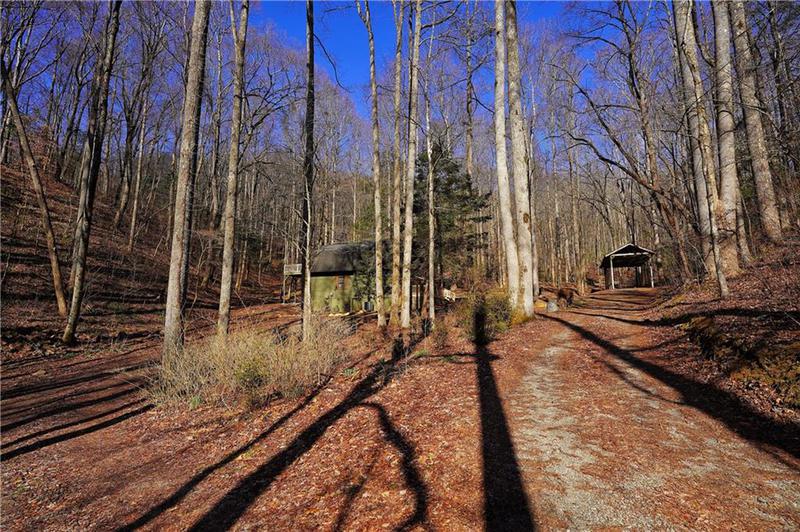 Image for property 172 Sweetwater Road, Blue Ridge, GA 30513