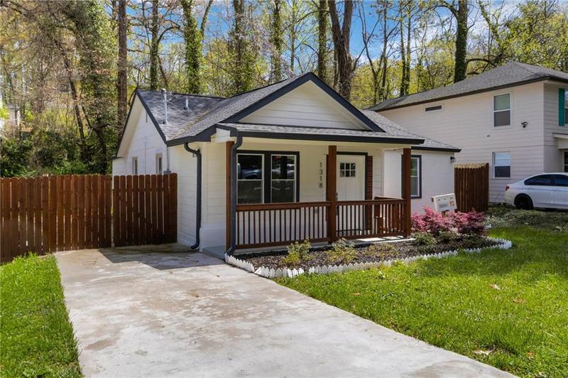 Image for property 1318 Graymont Drive, Atlanta, GA 30310