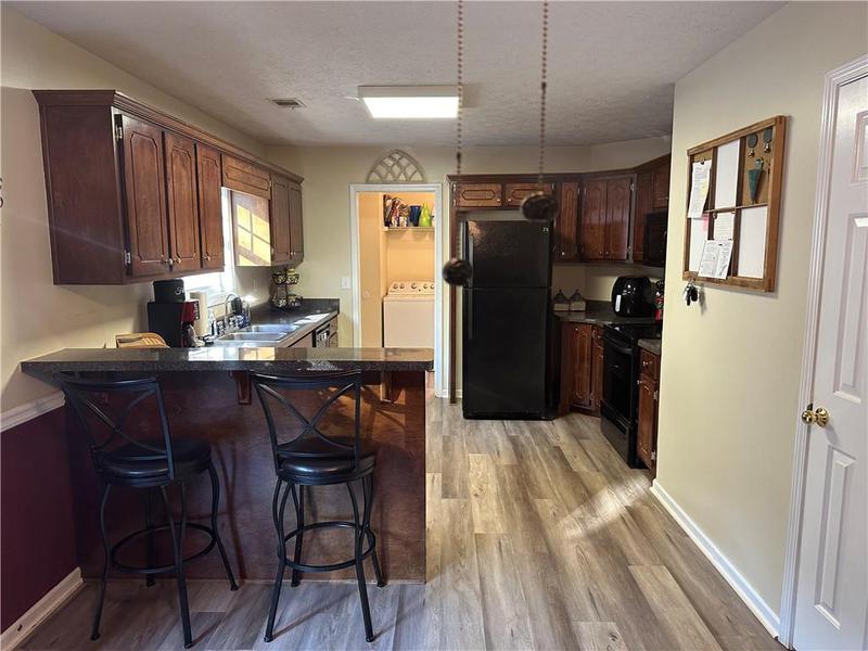 Image for property 350 Chestnut Drive, Covington, GA 30016