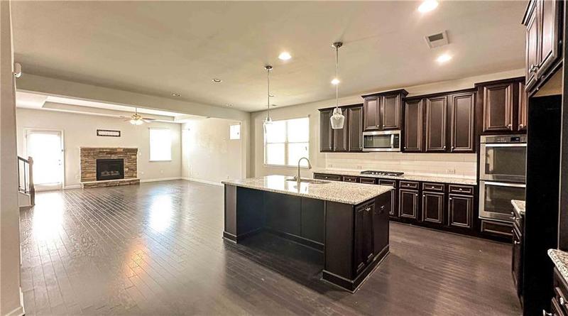 Image for property 345 Broadmoor Drive, Braselton, GA 30517
