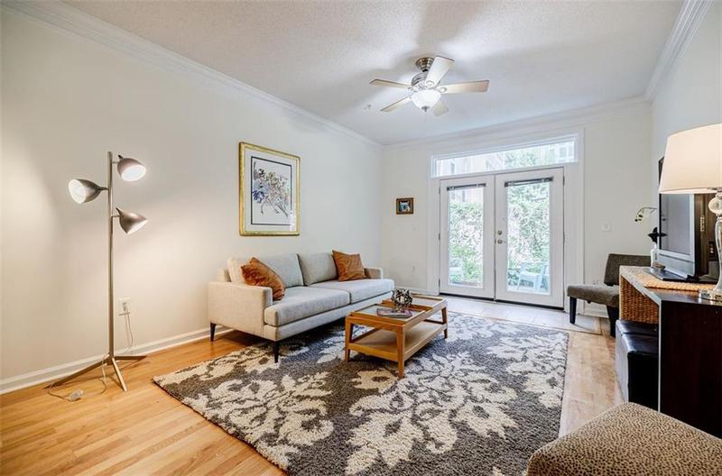Image for property 955 JUNIPER Street 4027, Atlanta, GA 30309