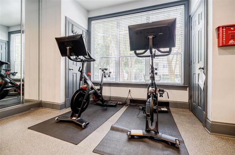 Image for property 955 JUNIPER Street 4027, Atlanta, GA 30309