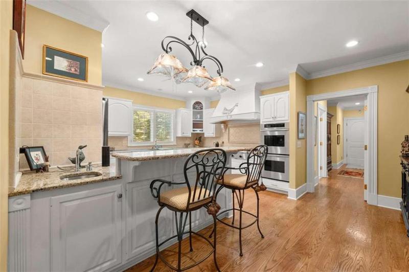 Image for property 596 Lake Drive, Gainesville, GA 30506