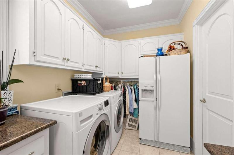Image for property 596 Lake Drive, Gainesville, GA 30506
