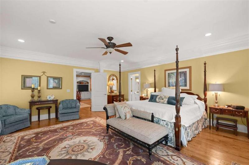 Image for property 596 Lake Drive, Gainesville, GA 30506