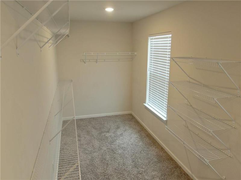 Image for property 3978 Lake Manor Way, Atlanta, GA 30349