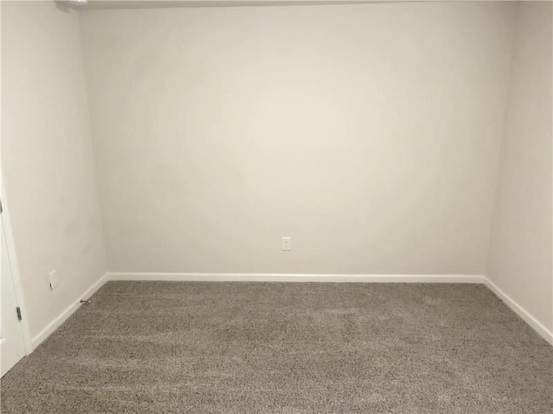 Image for property 3978 Lake Manor Way, Atlanta, GA 30349