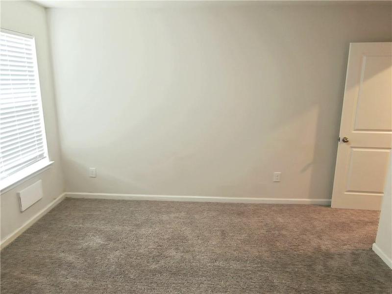 Image for property 3978 Lake Manor Way, Atlanta, GA 30349
