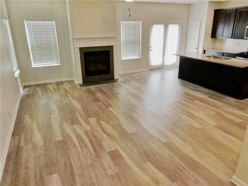 Image for property 3978 Lake Manor Way, Atlanta, GA 30349