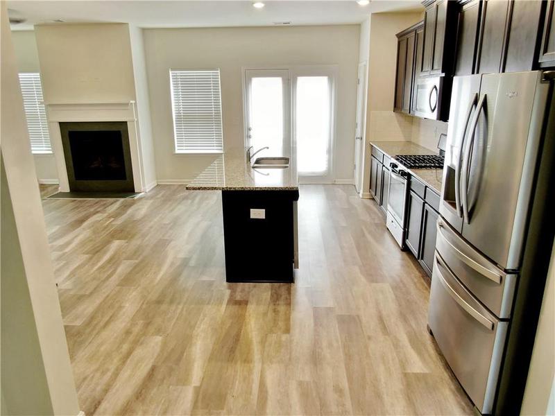 Image for property 3978 Lake Manor Way, Atlanta, GA 30349