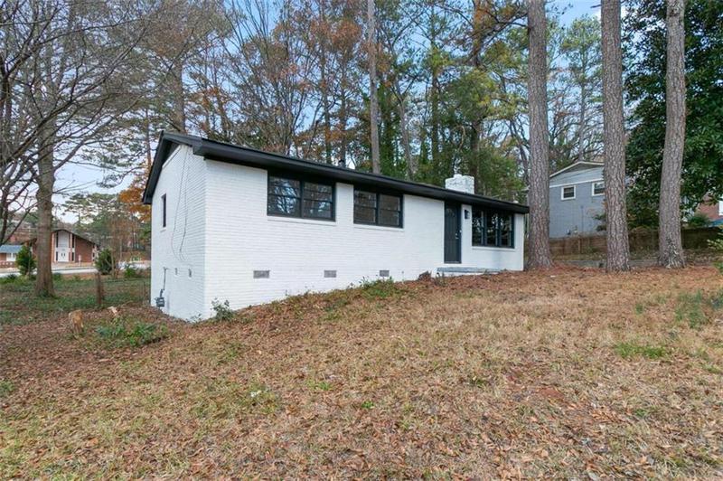 Image for property 3215 Pennignton Circle, Atlanta, GA 30354