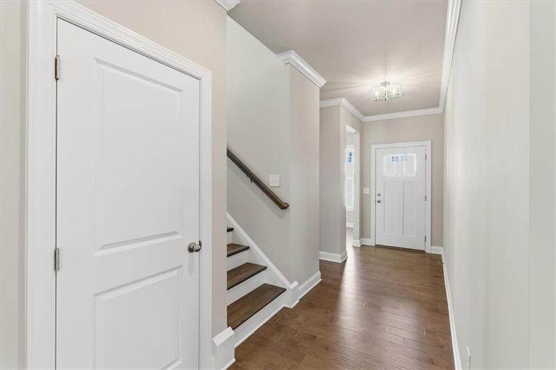 Image for property 270 Lakeside Place, Canton, GA 30114