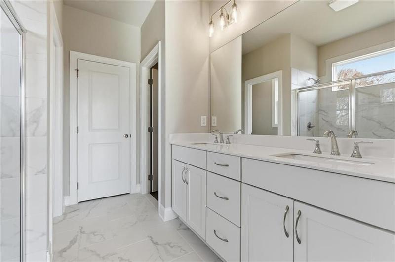 Image for property 270 Lakeside Place, Canton, GA 30114