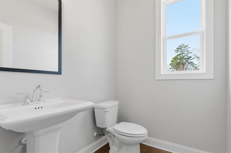 Image for property 270 Lakeside Place, Canton, GA 30114