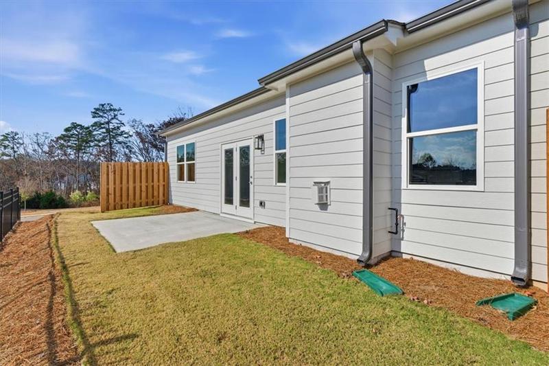 Image for property 270 Lakeside Place, Canton, GA 30114