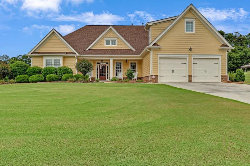 Image for property 1006 Silver Thorne Drive, Loganville, GA 30052