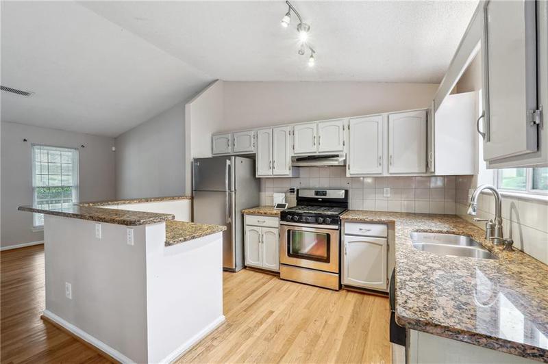 Image for property 871 Fox Valley Drive, Stone Mountain, GA 30088