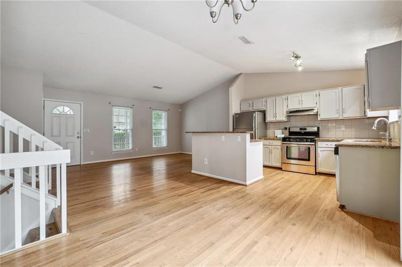 Image for property 871 Fox Valley Drive, Stone Mountain, GA 30088