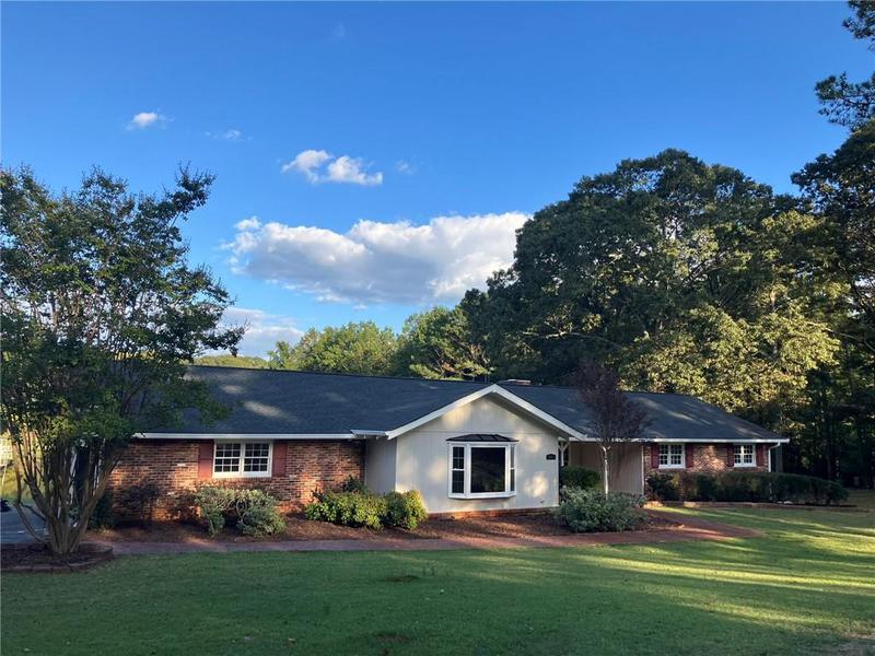 Image for property 1078 Highway 92, Fayetteville, GA 30215