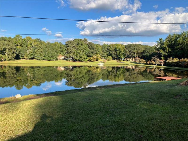 Image for property 1078 Highway 92, Fayetteville, GA 30215
