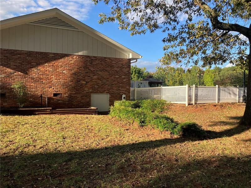 Image for property 1078 Highway 92, Fayetteville, GA 30215
