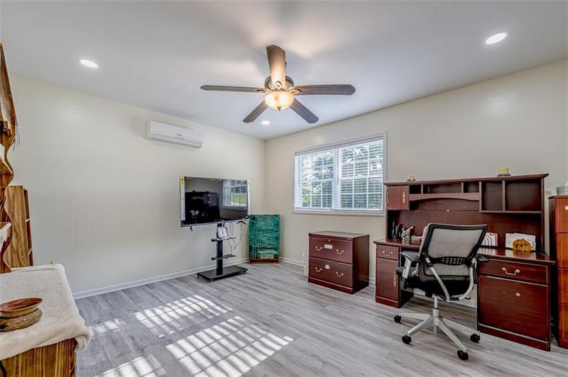 Image for property 158 Watkins Glen Drive, Mcdonough, GA 30252