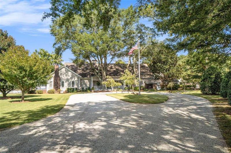 Image for property 1170 Lowell Road, Carrollton, GA 30116