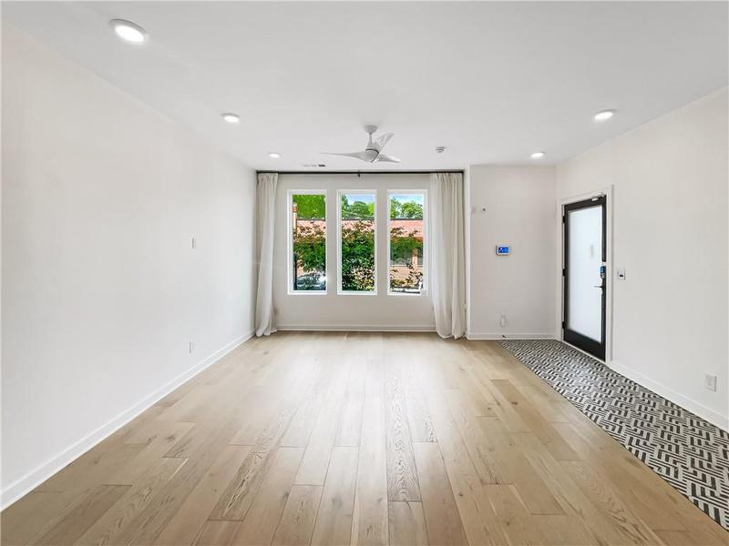 Image for property 371 Pratt Drive 203, Atlanta, GA 30315