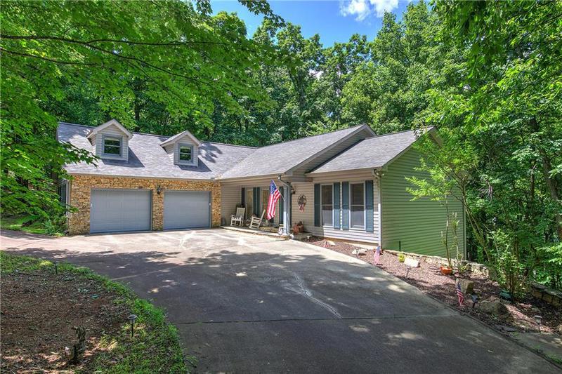 Image for property 354 Starcross Lane, Jasper, GA 30143