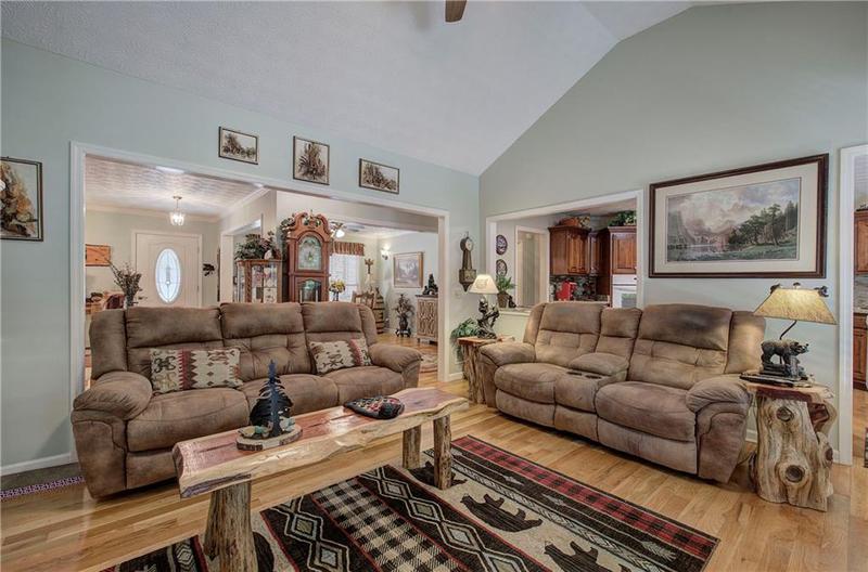 Image for property 354 Starcross Lane, Jasper, GA 30143
