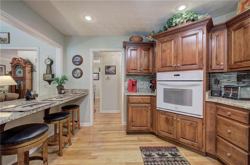 Image for property 354 Starcross Lane, Jasper, GA 30143