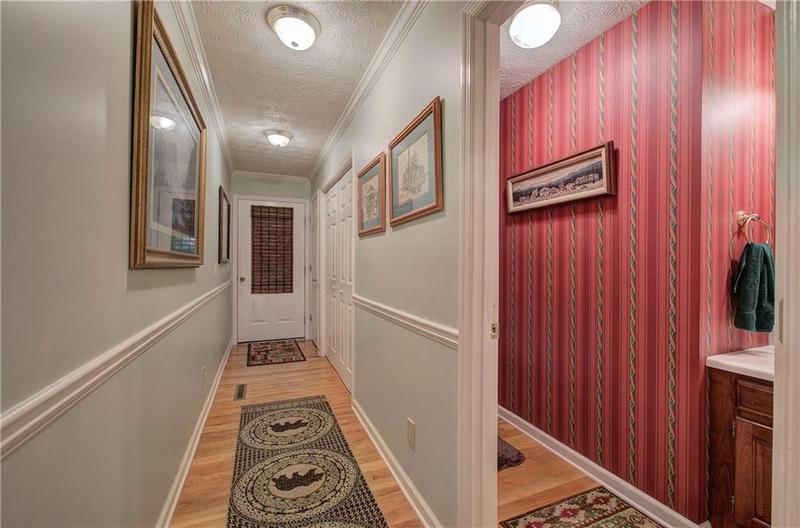 Image for property 354 Starcross Lane, Jasper, GA 30143