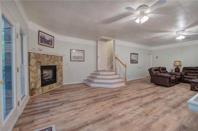 Image for property 354 Starcross Lane, Jasper, GA 30143